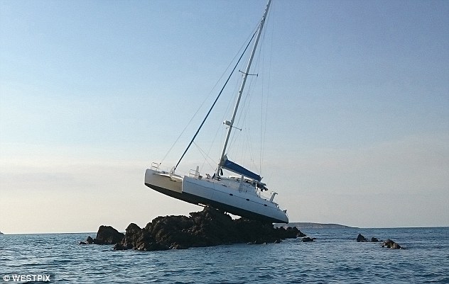 PCL112: On a Boat